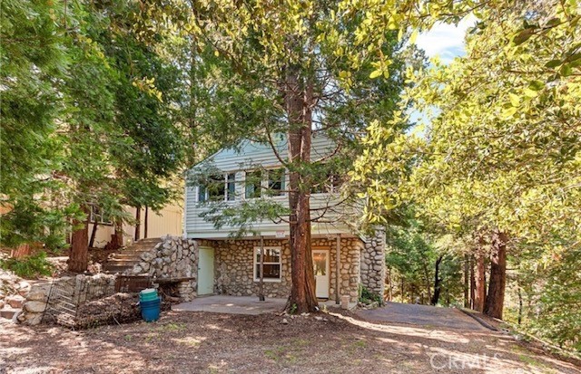 Property photo of 24891 Felsen DR