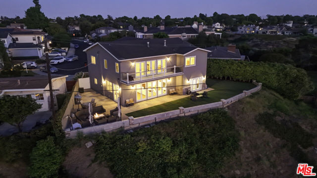 Property photo of 6537 Hedding ST