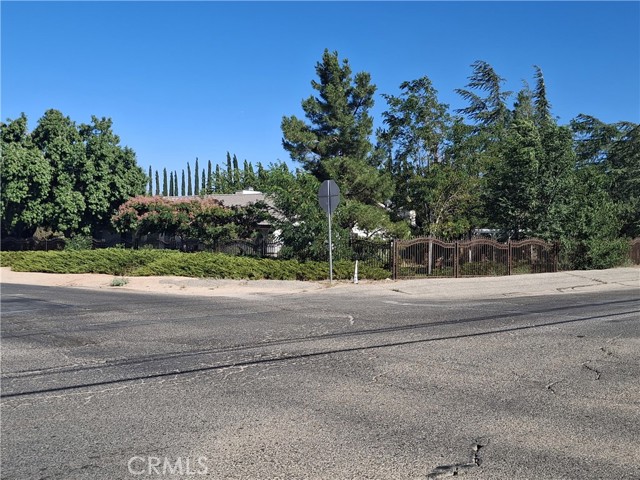 Property photo of 8323 Peach AV