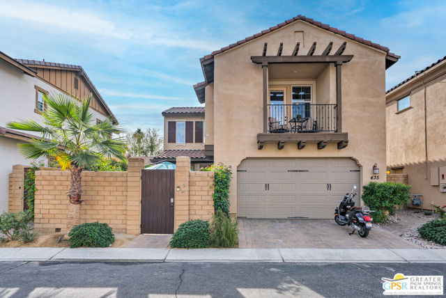 Property photo of 435 Tan Oak DR
