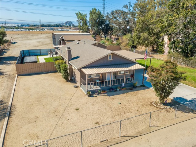 Property photo of 19585 Jurupa AV