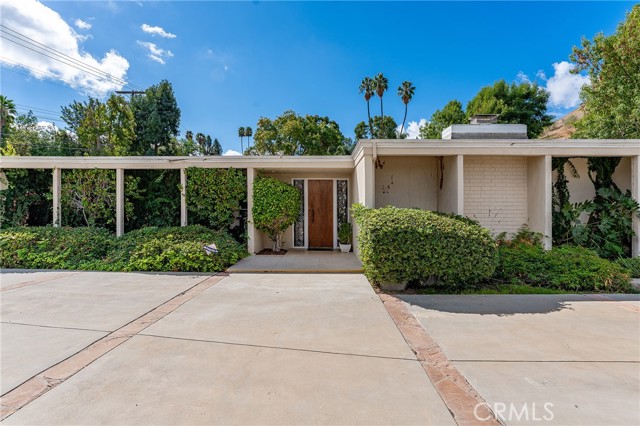 Property photo of 20300 Angelina PL