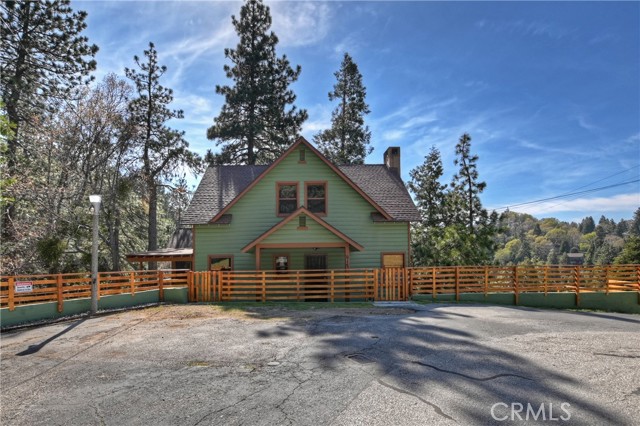 Property photo of 617 Acacia