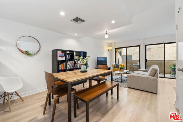 Photo of 350 Burchett St