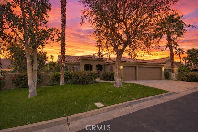 Property photo of 47935 Via Opera