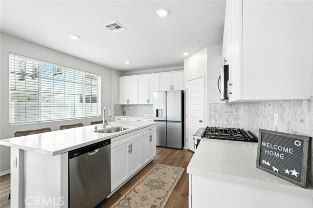 Property photo of 28267 Ashtree ST