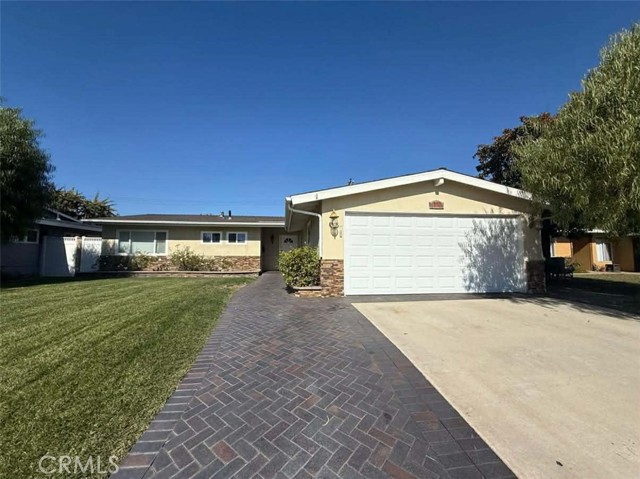 Property photo of 1616 Sandalwood ST