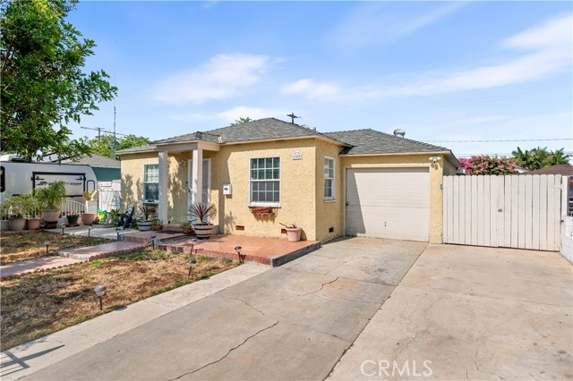 Property photo of 1808 S Van Ness AV