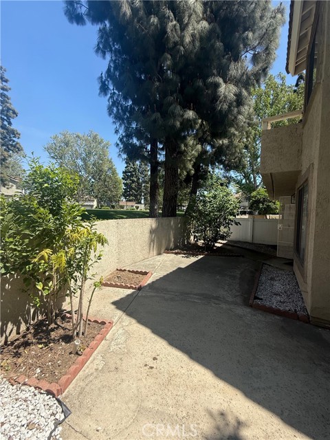 Property photo of 5440 Iowa CT