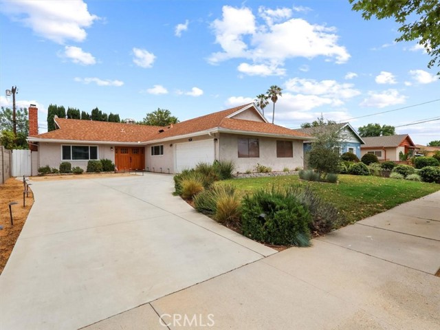 Property photo of 10412 Eton AV