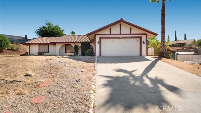 Property photo of 11404 Tropic CT