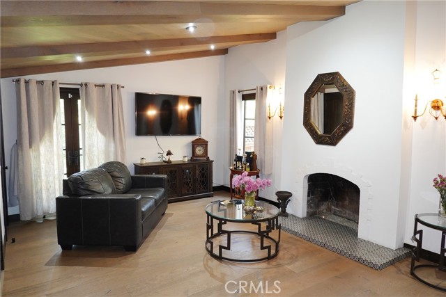 Property photo of 430 Sonora AV