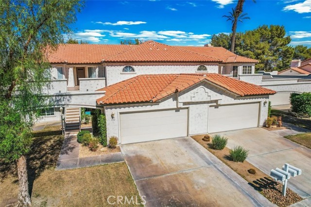 Property photo of 344 Vista Royale DR