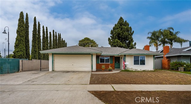 Property photo of 2201 E Oakmont