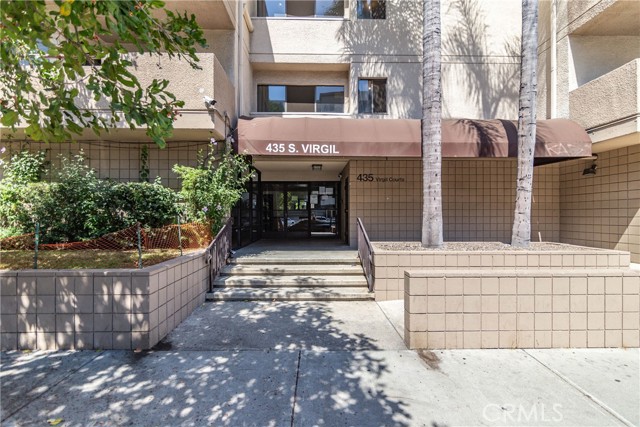 Property photo of 435 S Virgil AV