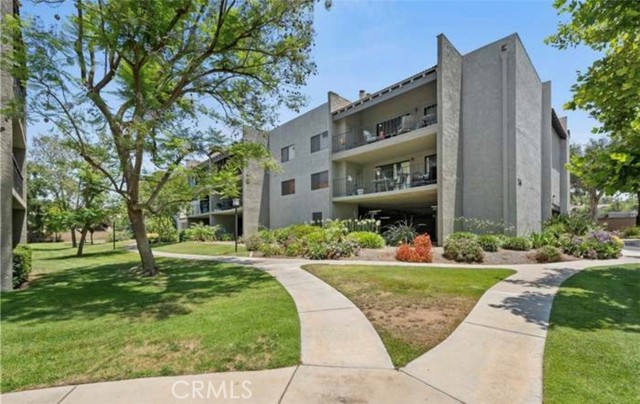 Property photo of 246 E Fern AV