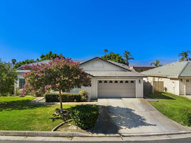 Property photo of 76 Sutton PL