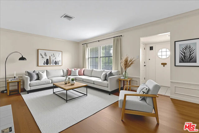 Property photo of 5981 Pickford ST