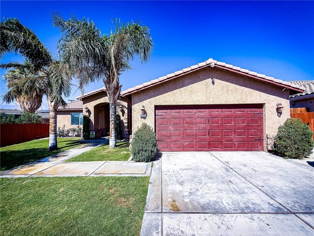 Property photo of 15315 Avenida Mirola