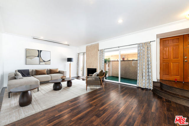 Property photo of 5139 Balboa BL