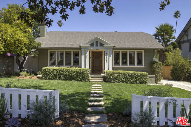 Property photo of 5208 N Maywood AV