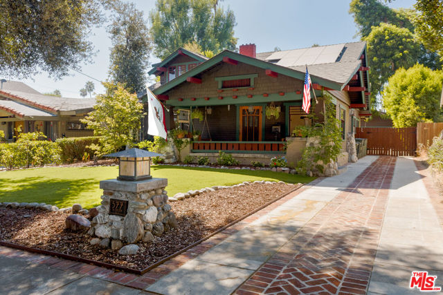 Property photo of 577 N Chester AV
