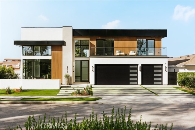 Property photo of 2321 Mesa DR