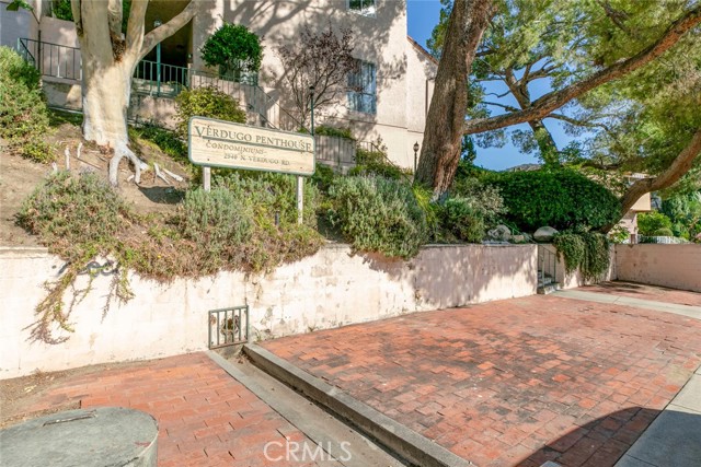 Property photo of 2940 N Verdugo RD