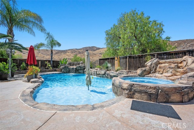 Property photo of 185 Alabaster