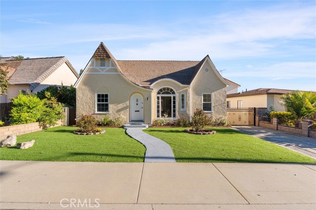 Photo of 1212 S Weymouth