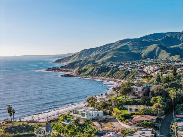 Property photo of 17352 W Sunset