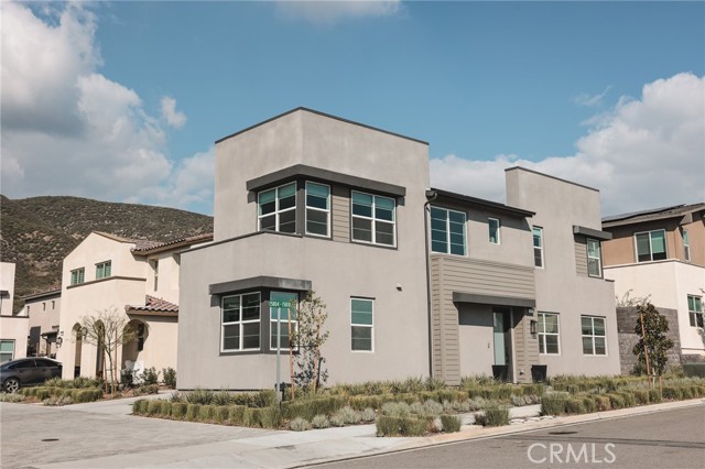 Property photo of 15818 Caterpillar dr