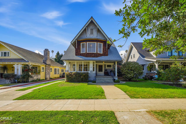 Photo of 825 N Bushnell Av