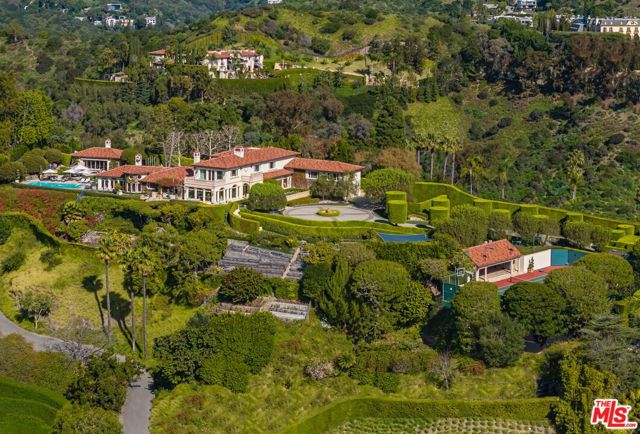 Property photo of 1309 Davies DR