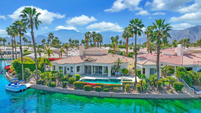 Property photo of 47540 Via Montessa