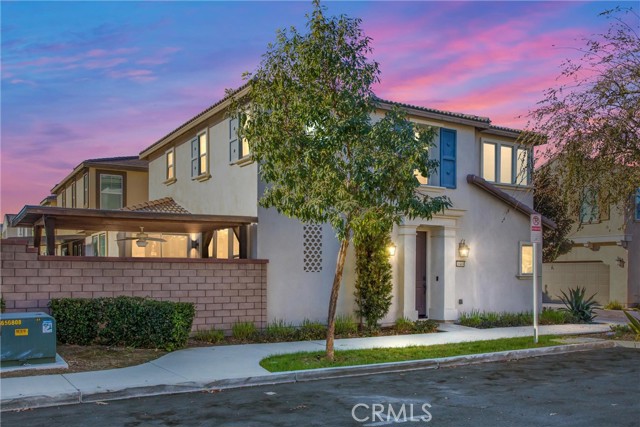 Property photo of 30469 Village Knoll Dr