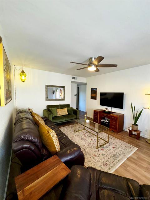 Property photo of 26258 Via Roble