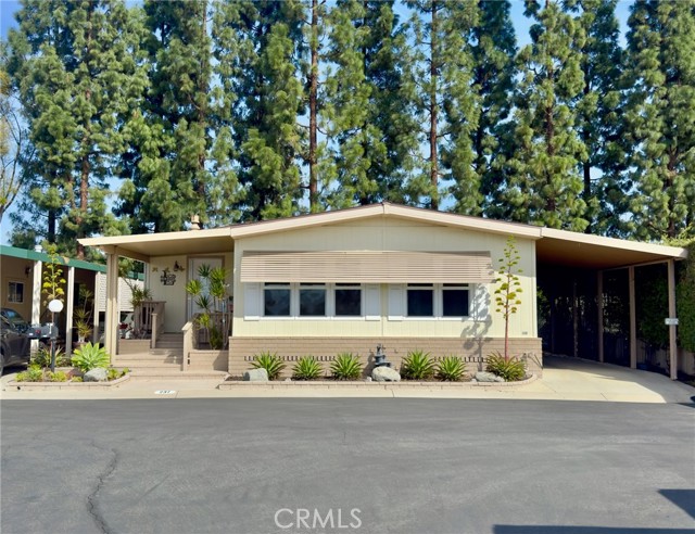 Property photo of 5200 Irvine BL