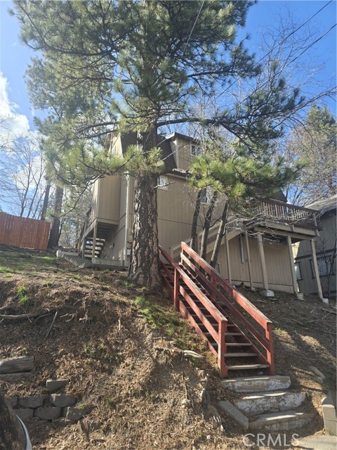 Property photo of 32796 Lupine LN