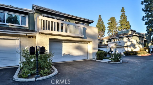 Property photo of 860 Village
