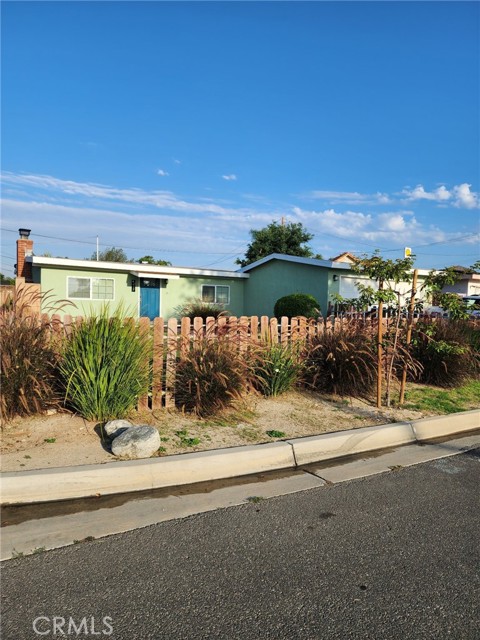 Property photo of 1417 Batson AV