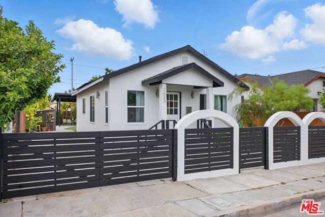 Property photo of 2623 Merced ST