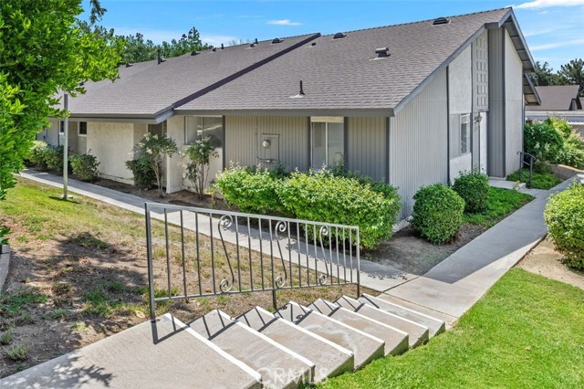Photo of 6238 Avenue Juan Diaz