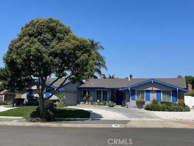 Property photo of 1641 Valley LN