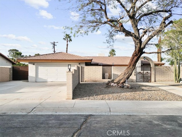 Property photo of 3190 E Vincentia RD