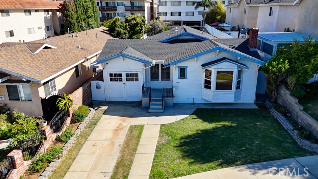 Property photo of 1041 W 11th ST