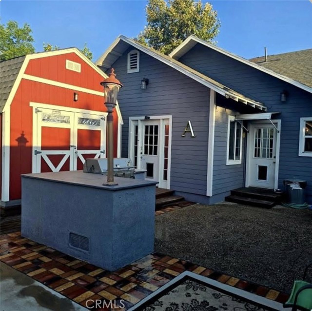 Property photo of 141 W 1st