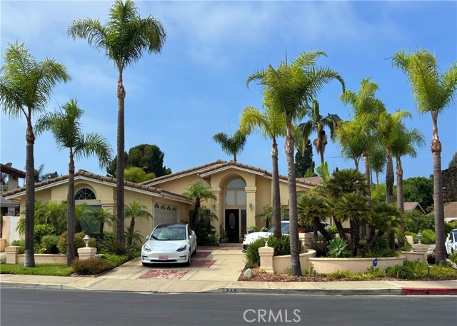 Property photo of 715 N Lariat