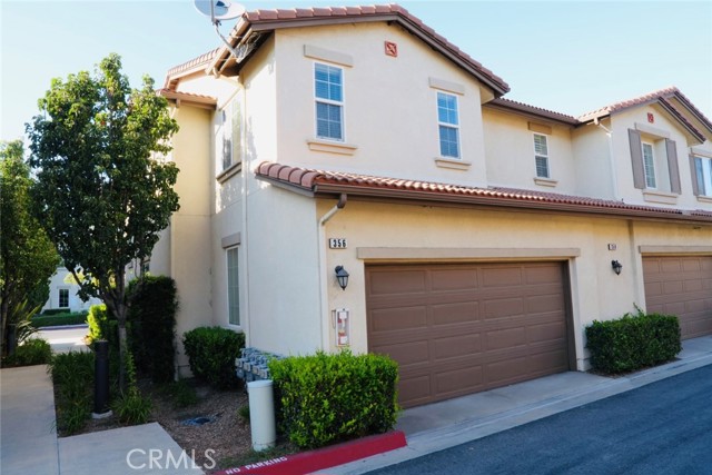 Property photo of 356 W Mountain Holly