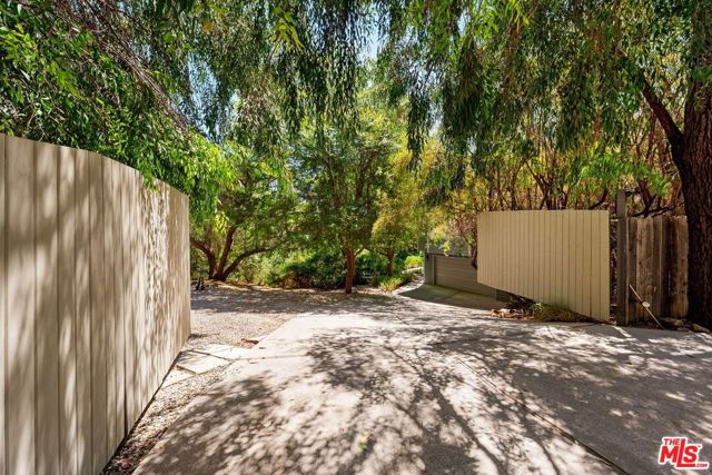 Property photo of 22760 Chamera LN